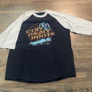 Jon Pardi Dirt on my Boots baseball T-shirt size large